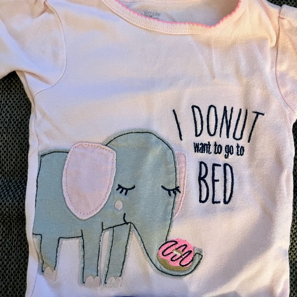 Simple Joy’s by Carter’s pajama bundle 18 months - Picture 4 of 6